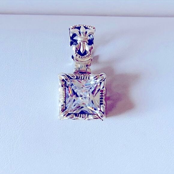 Silpada Sterling Silver 18” Chain & Silpada Uptown Fleur De Lis Pendant Necklace - Picture 4 of 10